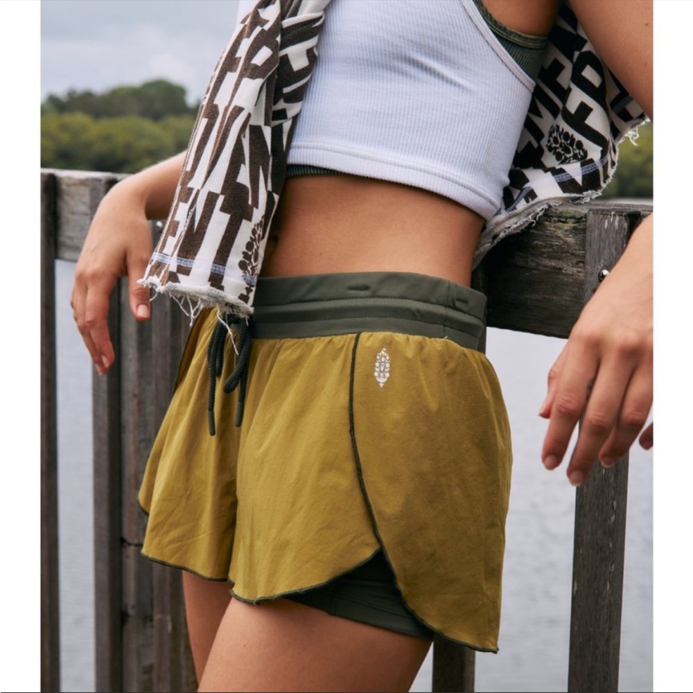 NWT FP Movement Day Dream 2-in-1 Shorts / Alchemy Combo